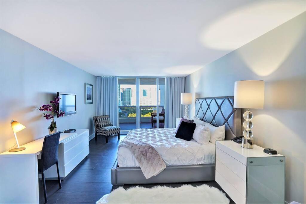 Vibes! Biscayne Bay Water And Park Views! Miami